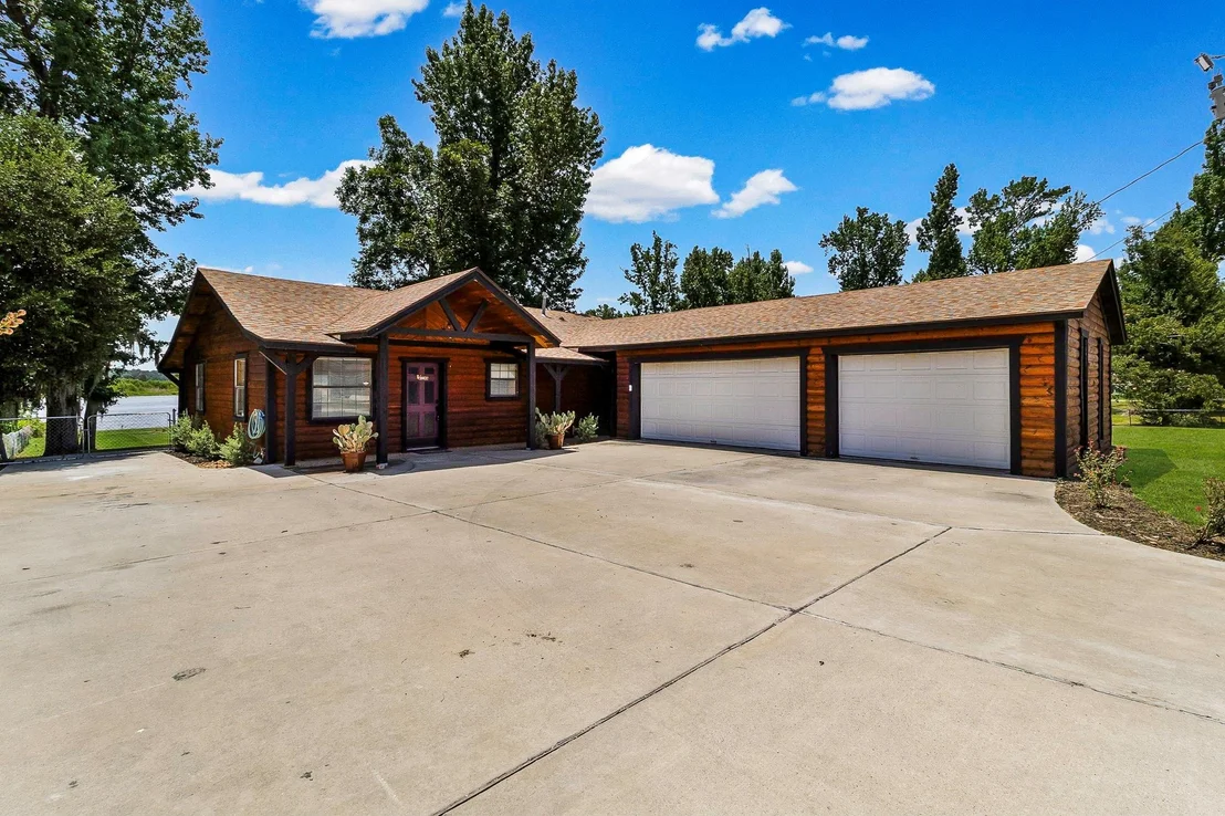 Photo of 344 Birch Drive