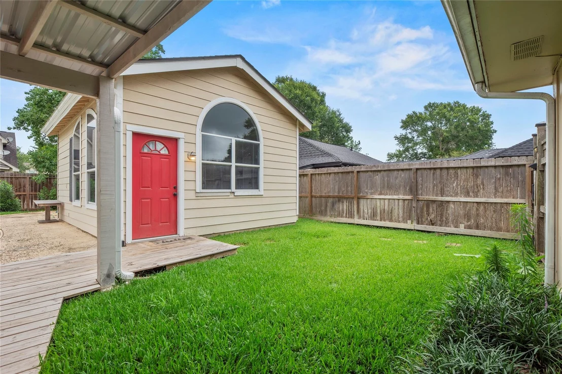 Photo of 6806 Cedar Street
