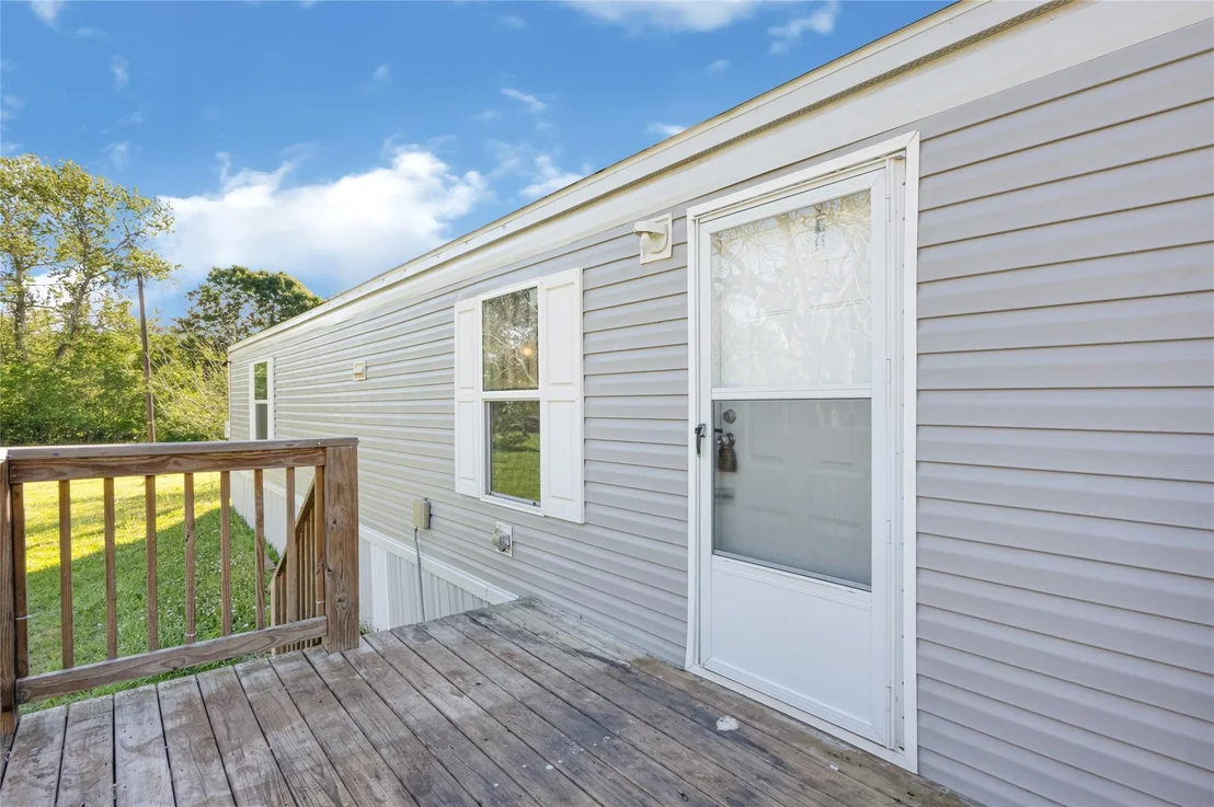 Photo of 10677 County Road 743