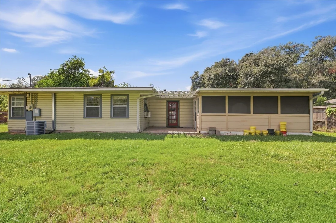 Photo of 1215 Winston Drive