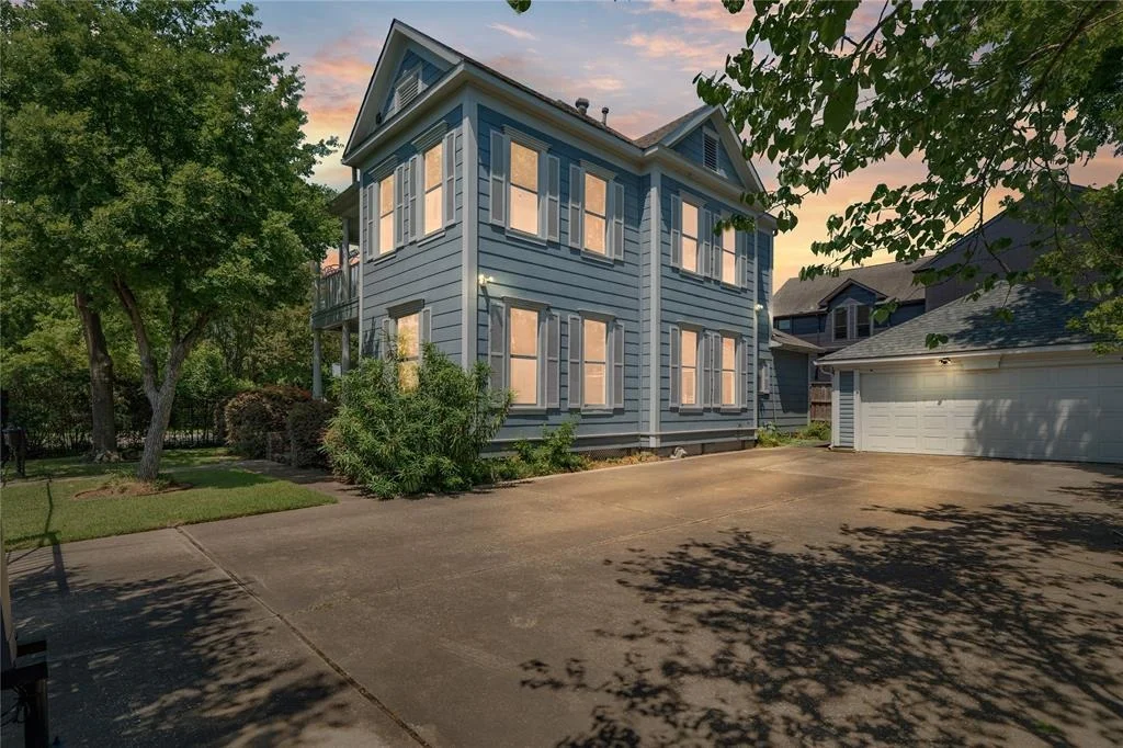 Photo of 344 Harvard Street