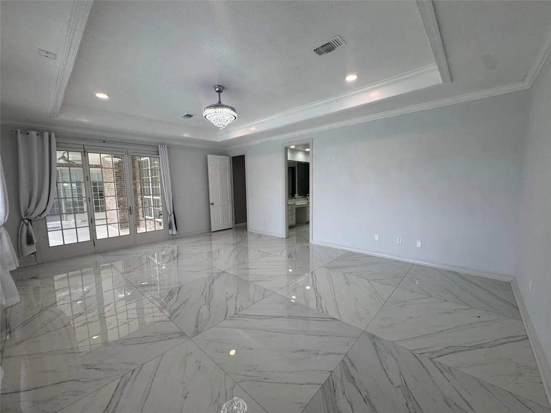 Photo of 4920 Bellechase Drive