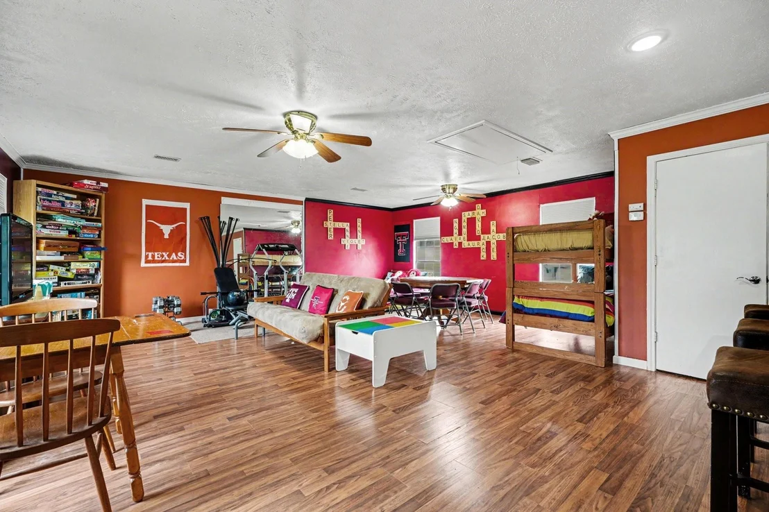 Photo of 1623 Lake Bluff Drive