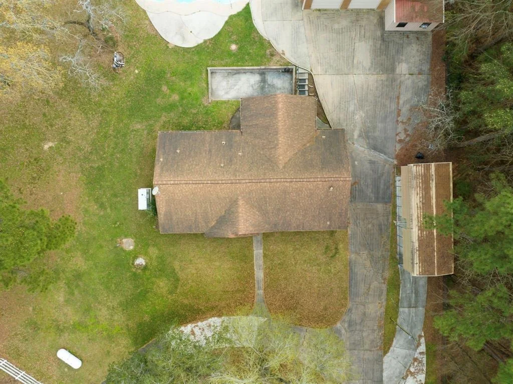 Photo of 16202 Surrey Lane