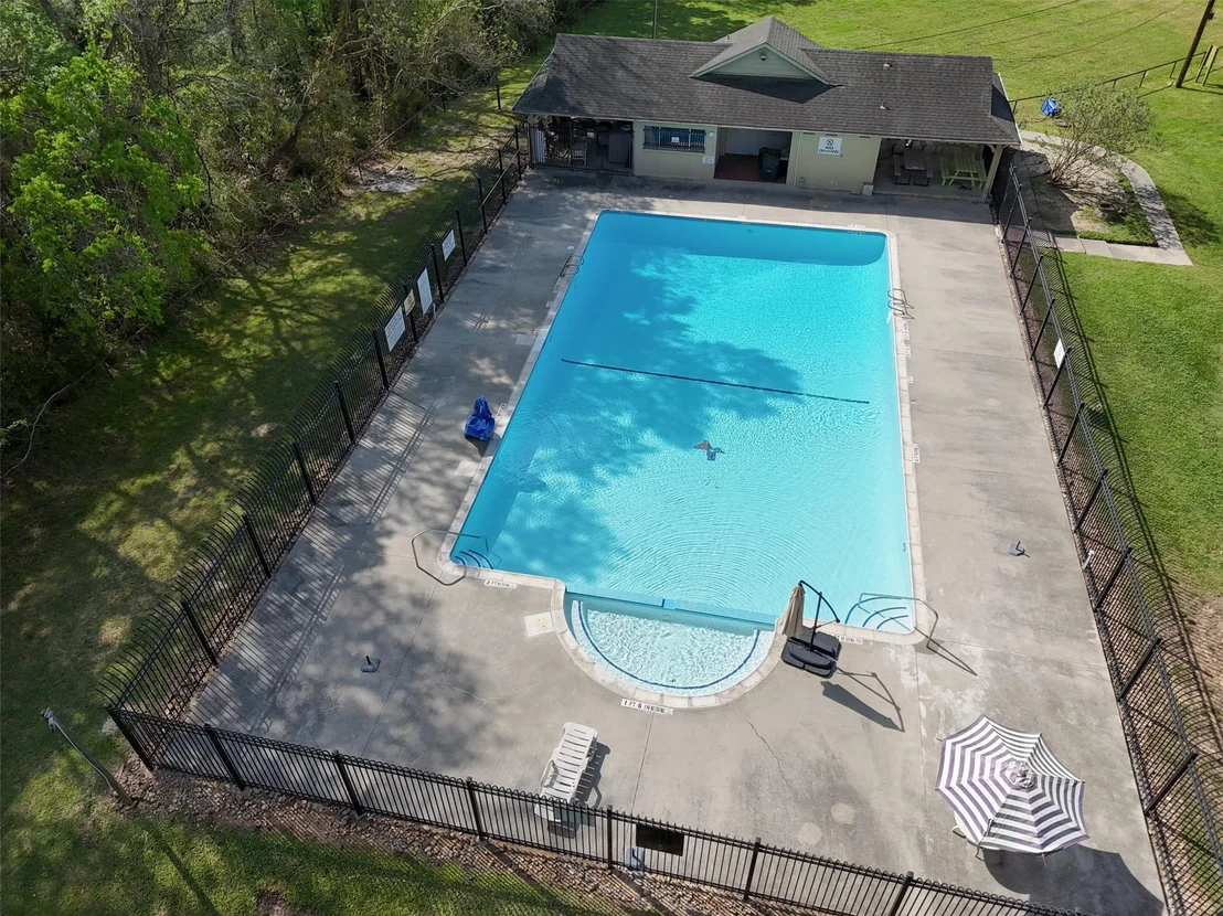 Photo of 2400 Hollowbrook Lane