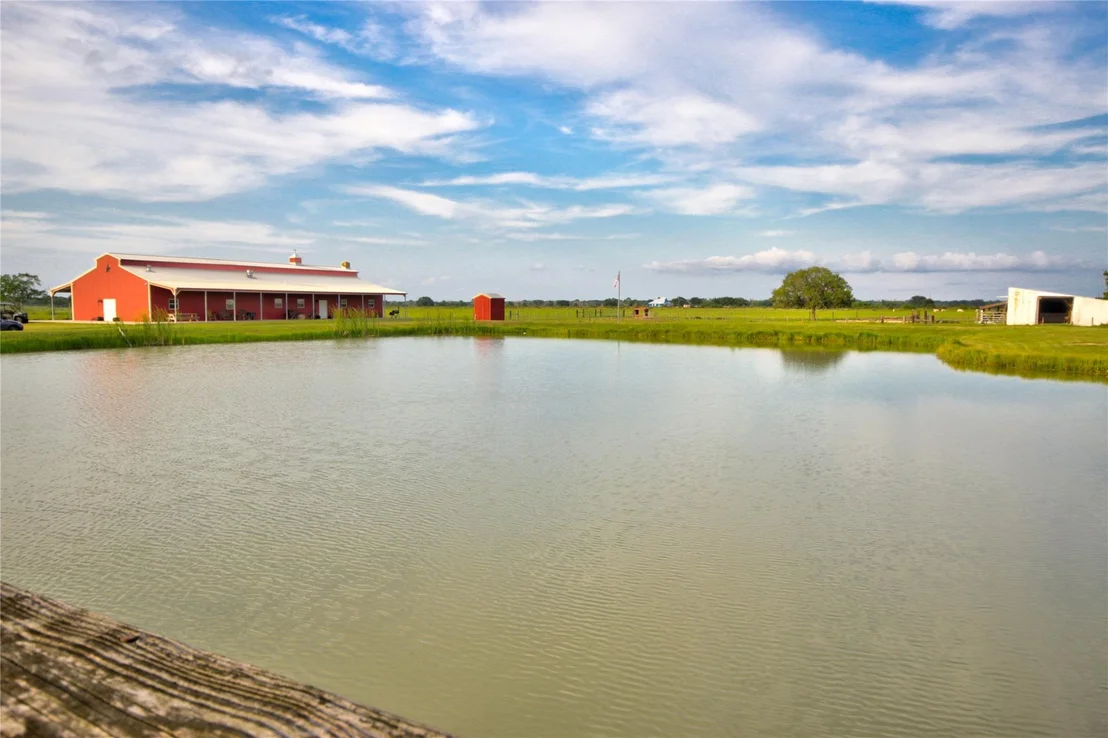 Photo of 5829 County Road 18