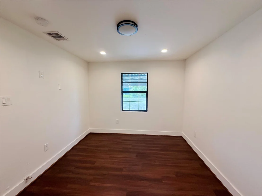 Photo of 241 Norview Drive