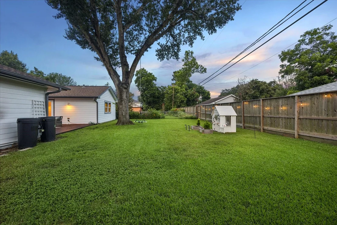 Photo of 4429 Tonawanda Drive
