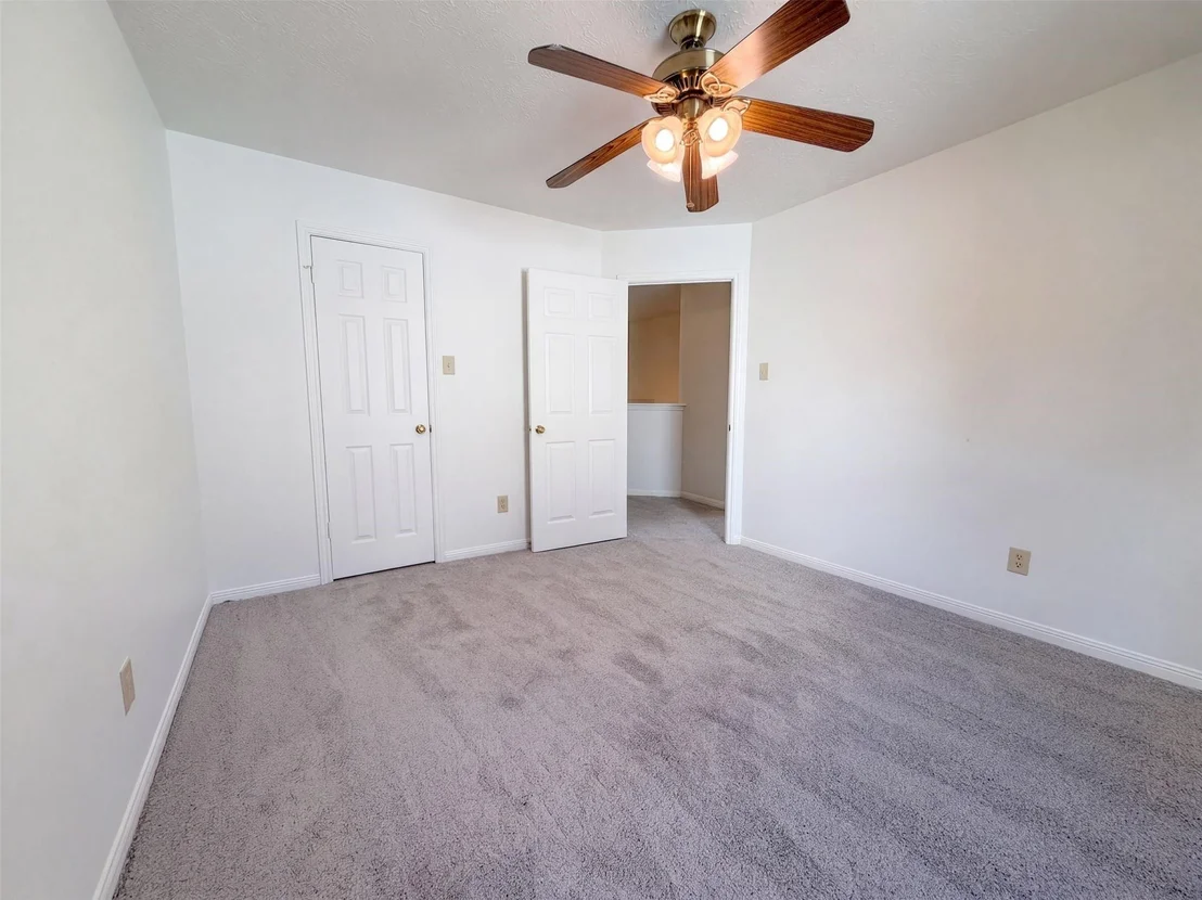 Photo of 1115 Long Prairie Drive