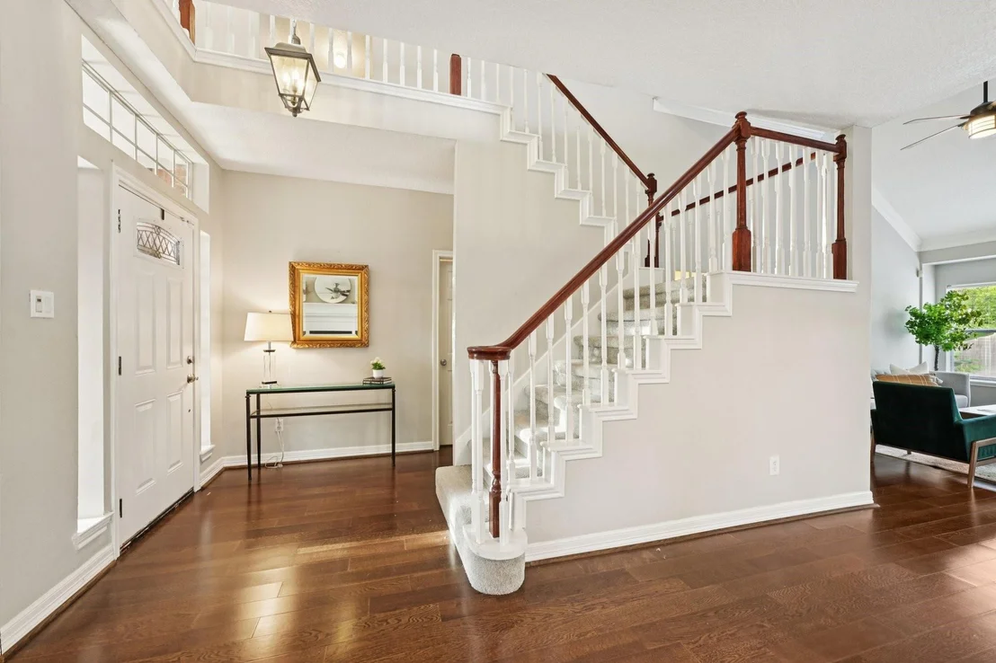 Photo of 2807 Stone Way Drive