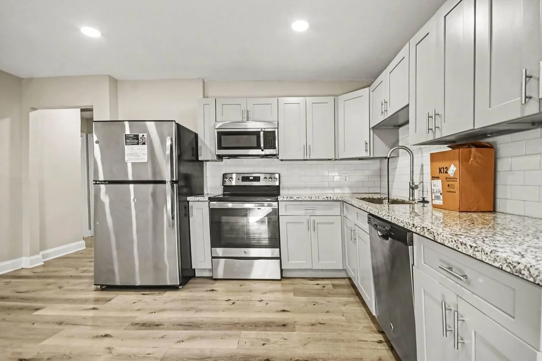 Photo of 7346 Okinawa Road