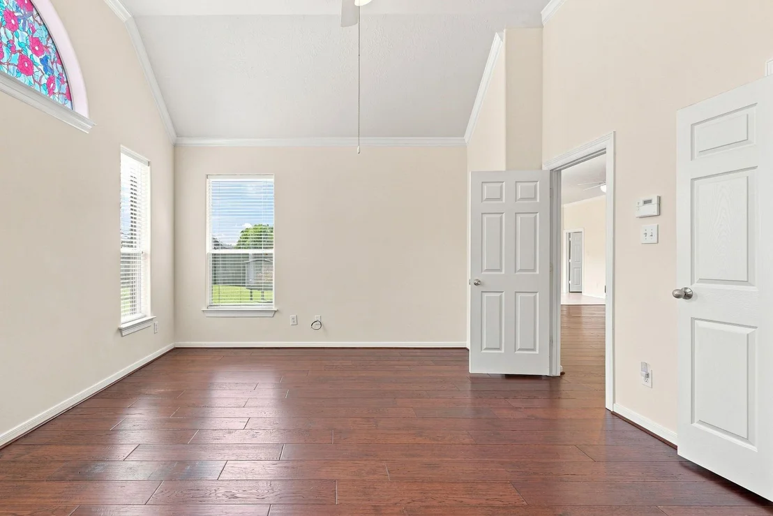 Photo of 6127 Merry Pine Court