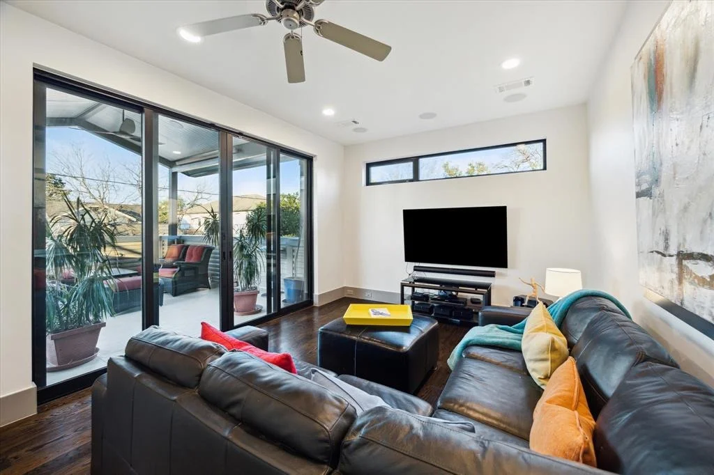 Photo of 1221 Willard Street