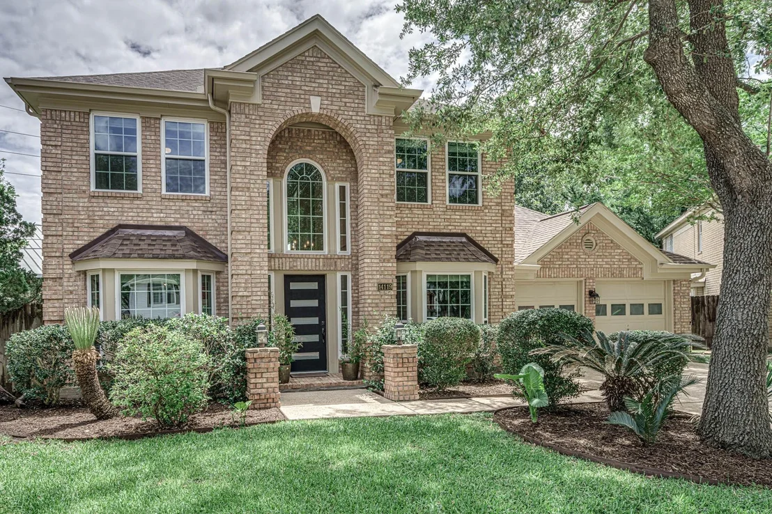 Photo of 14119 Swallowfield Drive