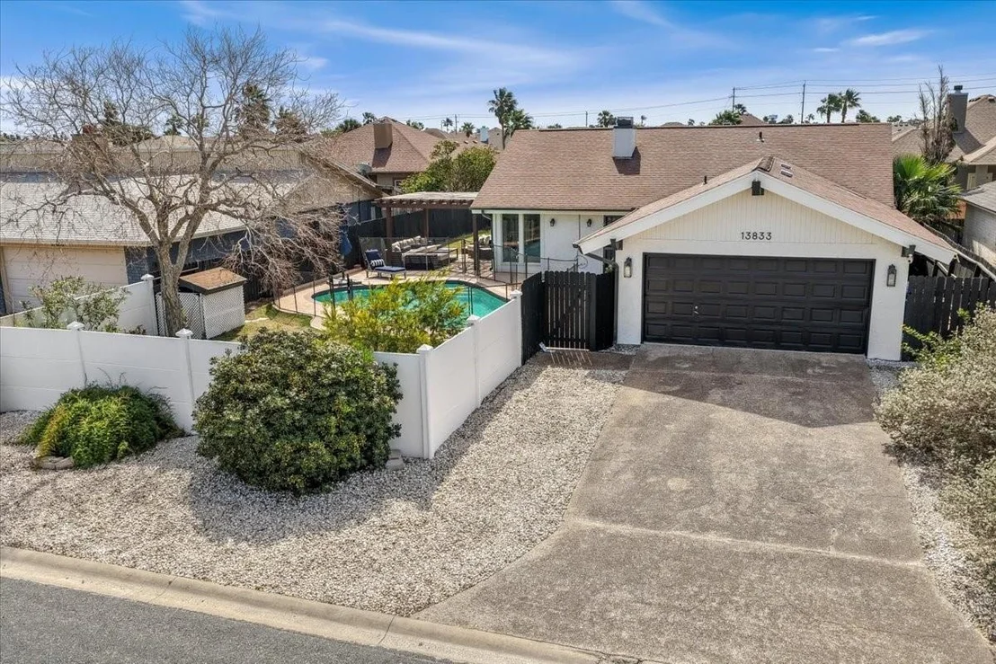 Photo of 13833 Flintlock Drive
