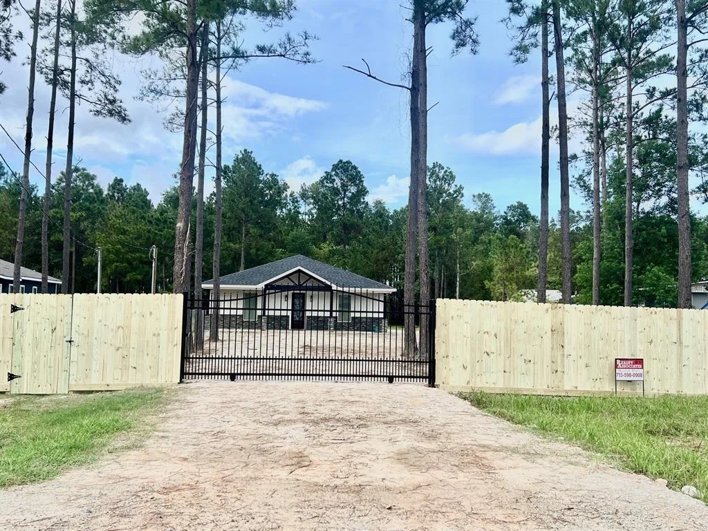 Photo of 1819 County Road 3479a