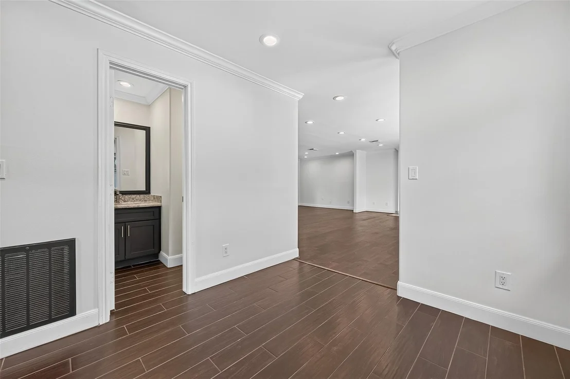 Photo of 11315 Olympia Drive