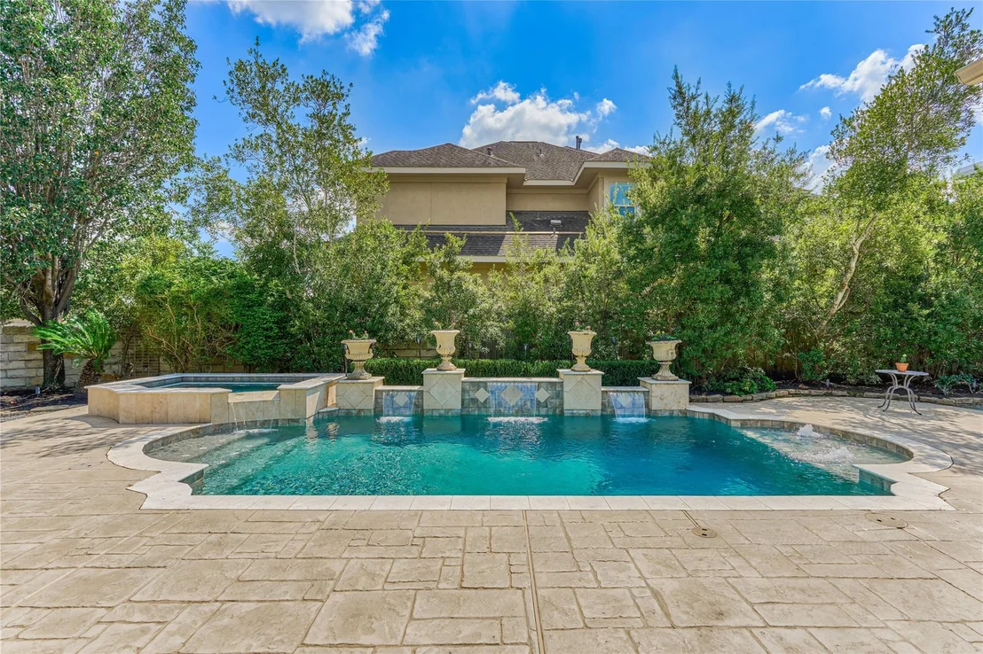 Photo of 8003 Marshall Falls Drive