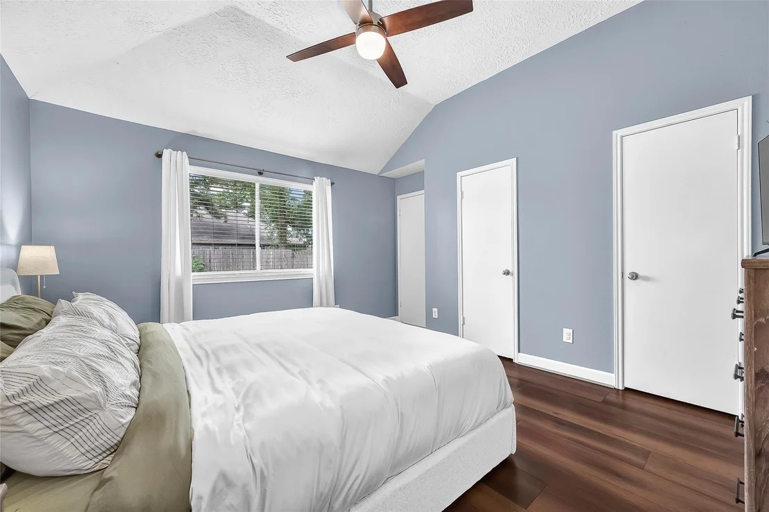 Photo of 22318 Hollybranch Drive