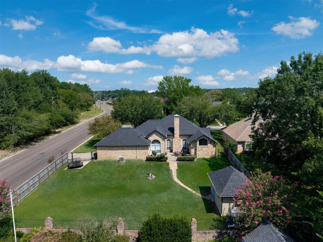 Photo of 1318 Spring Branch Drive