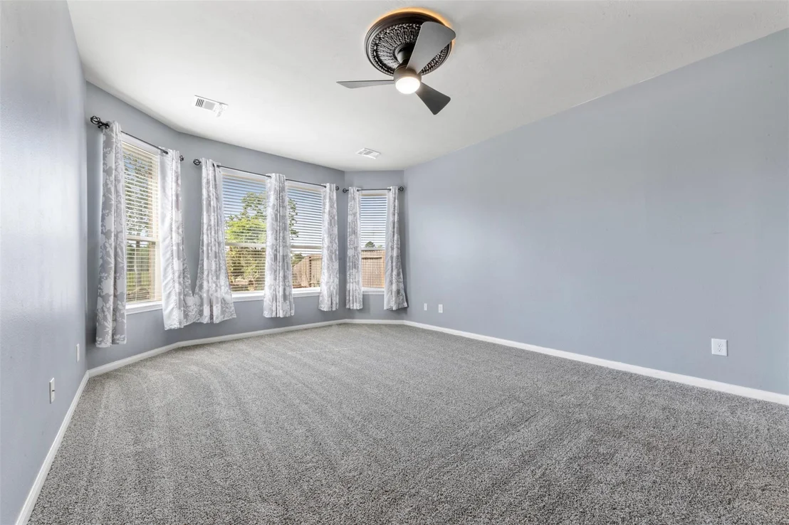 Photo of 21370 Russell Chase Drive