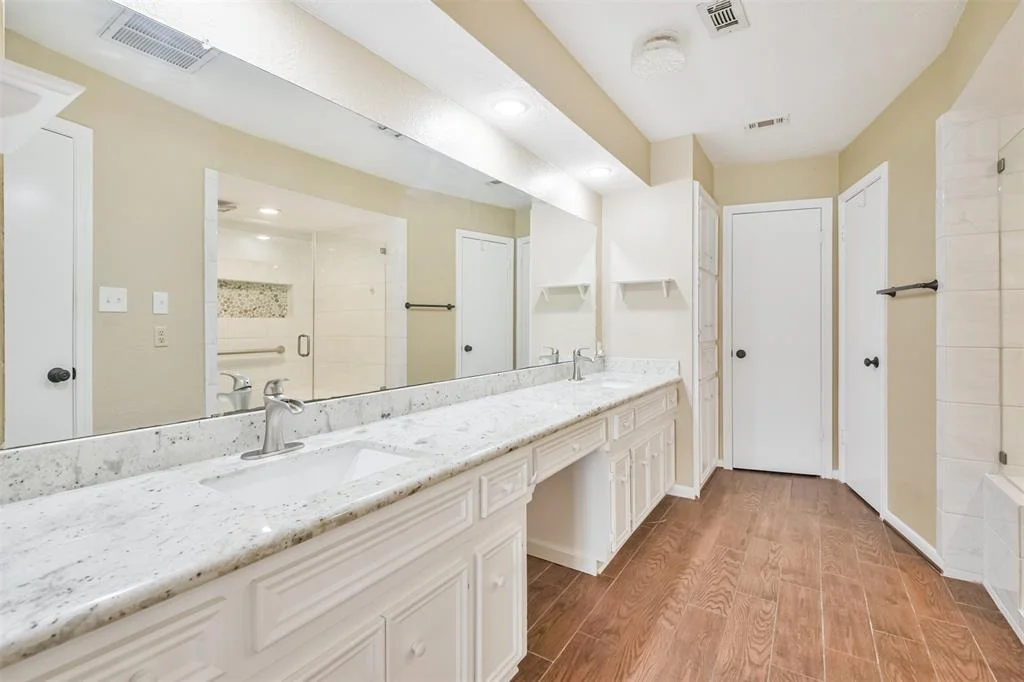 Photo of 6210 Meadowtrace Drive