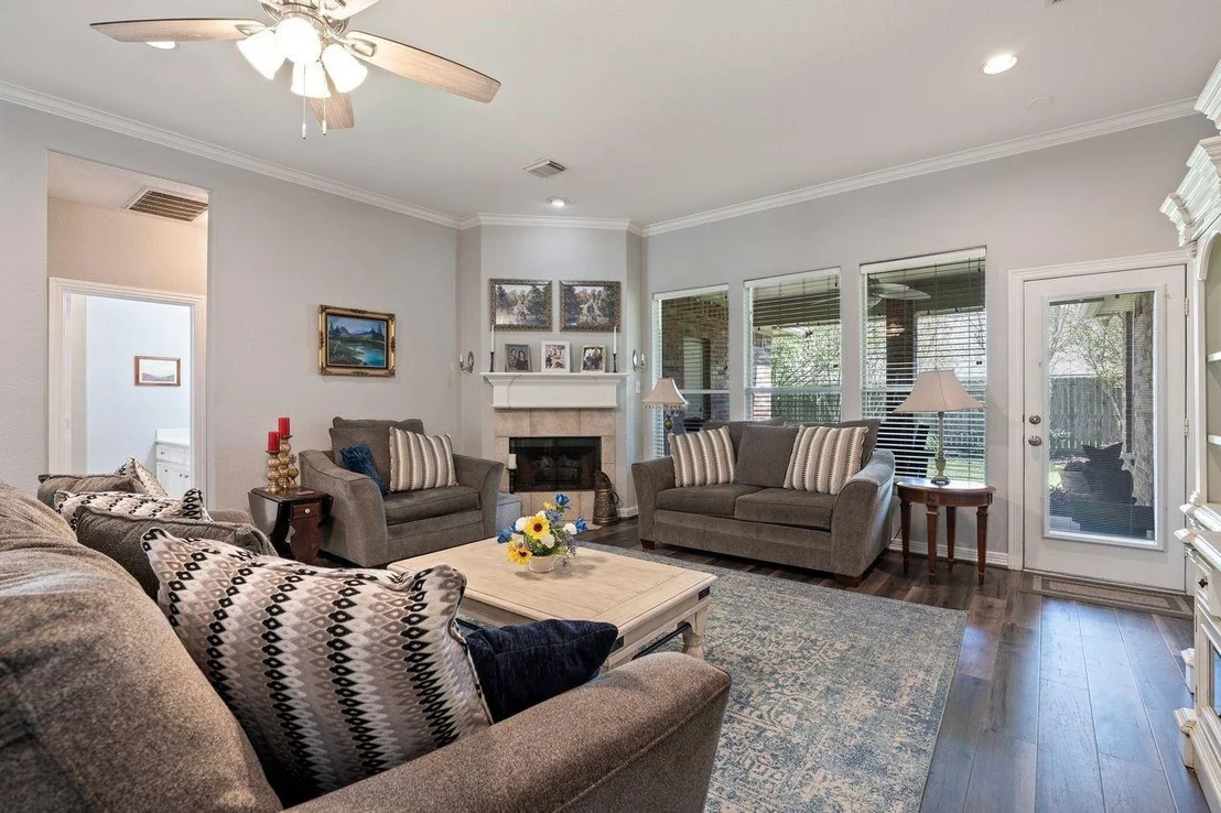 Photo of 2438 Sullivan Lane