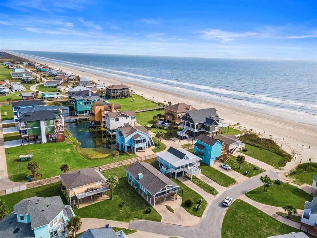 Photo of 16906 Beachcomber