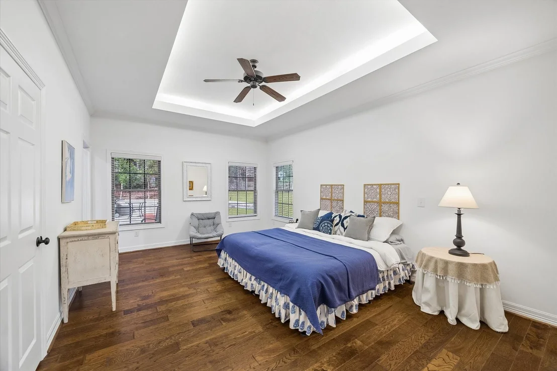 Photo of 90 Twinstone Circle