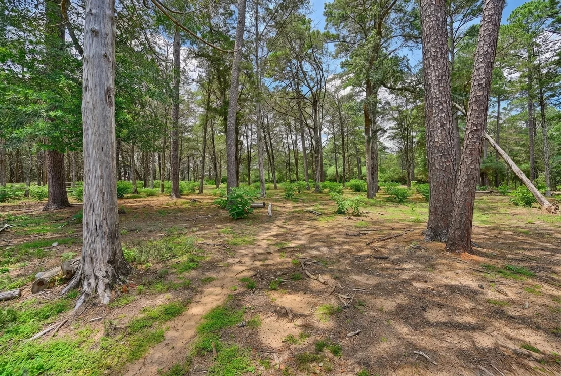 Photo of 1182 Oak Crest Drive