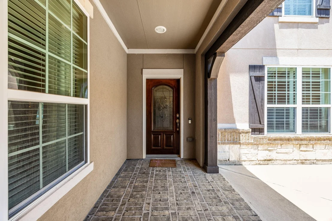 Photo of 28002 Nobbe Hollow Drive