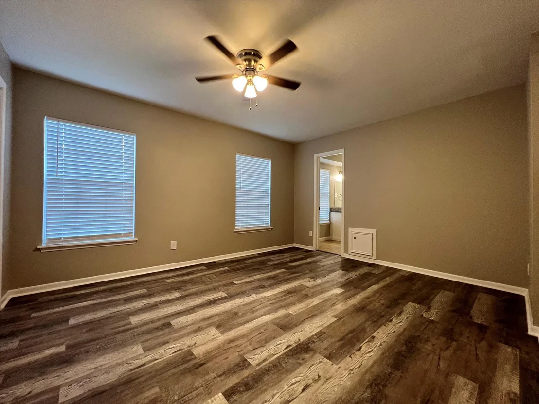 Photo of 1506 Castlerock Drive