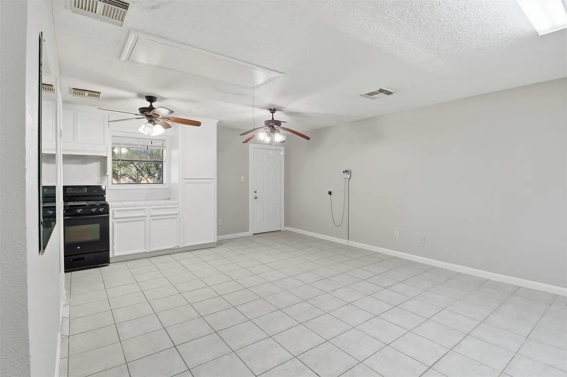 Photo of 8619 Arranmore Lane