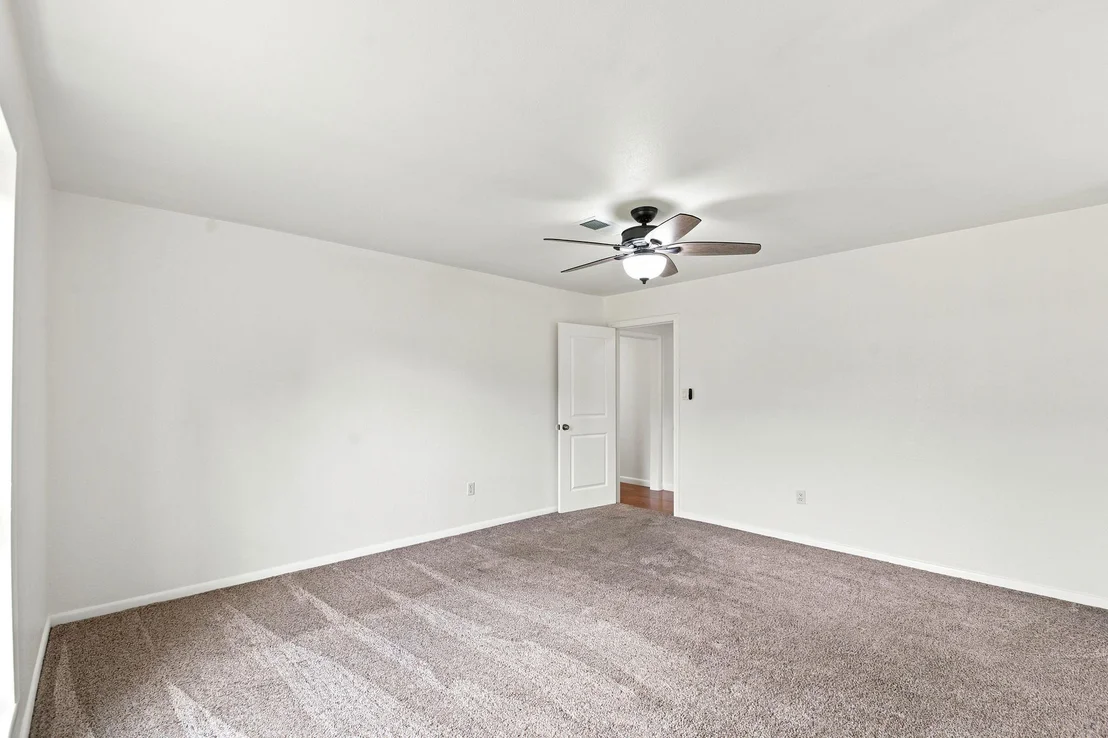 Photo of 12211 3rd Street