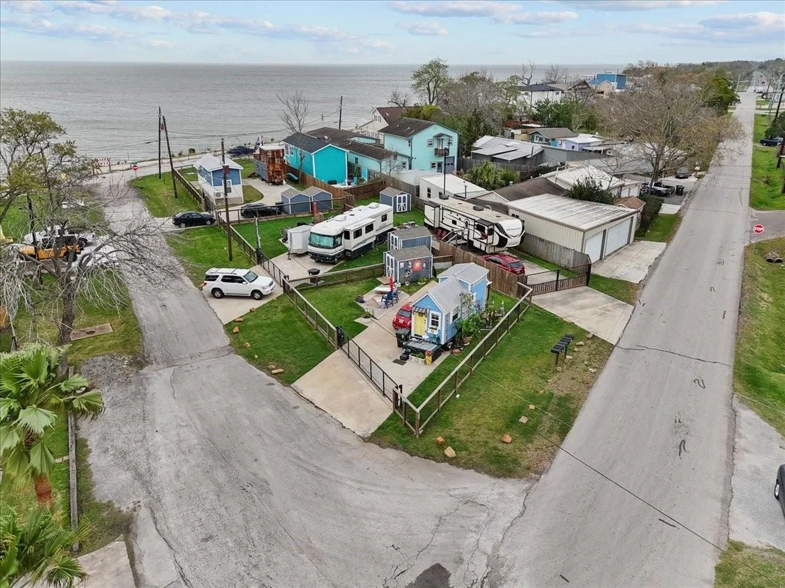 Photo of 4403 W Bayshore Drive
