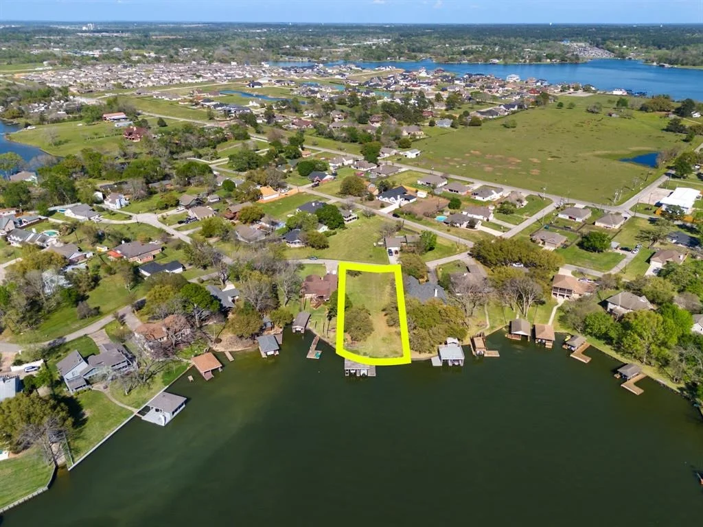 Photo of 13476 Hawthorne Drive