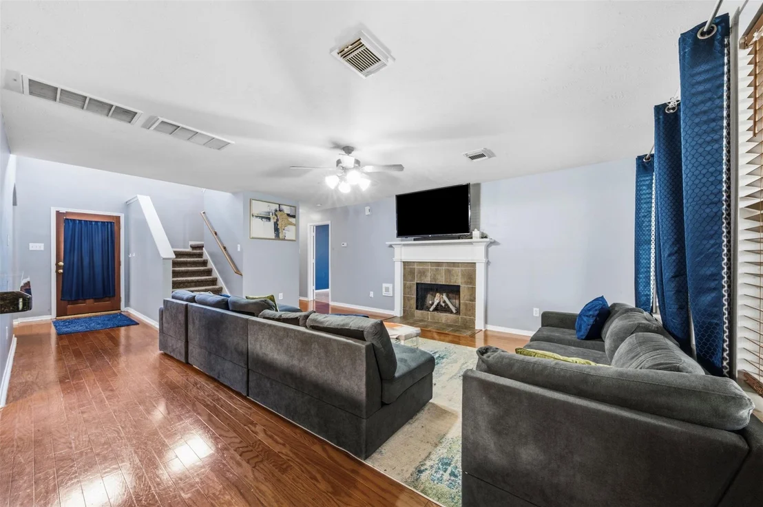 Photo of 924 Chad Lane