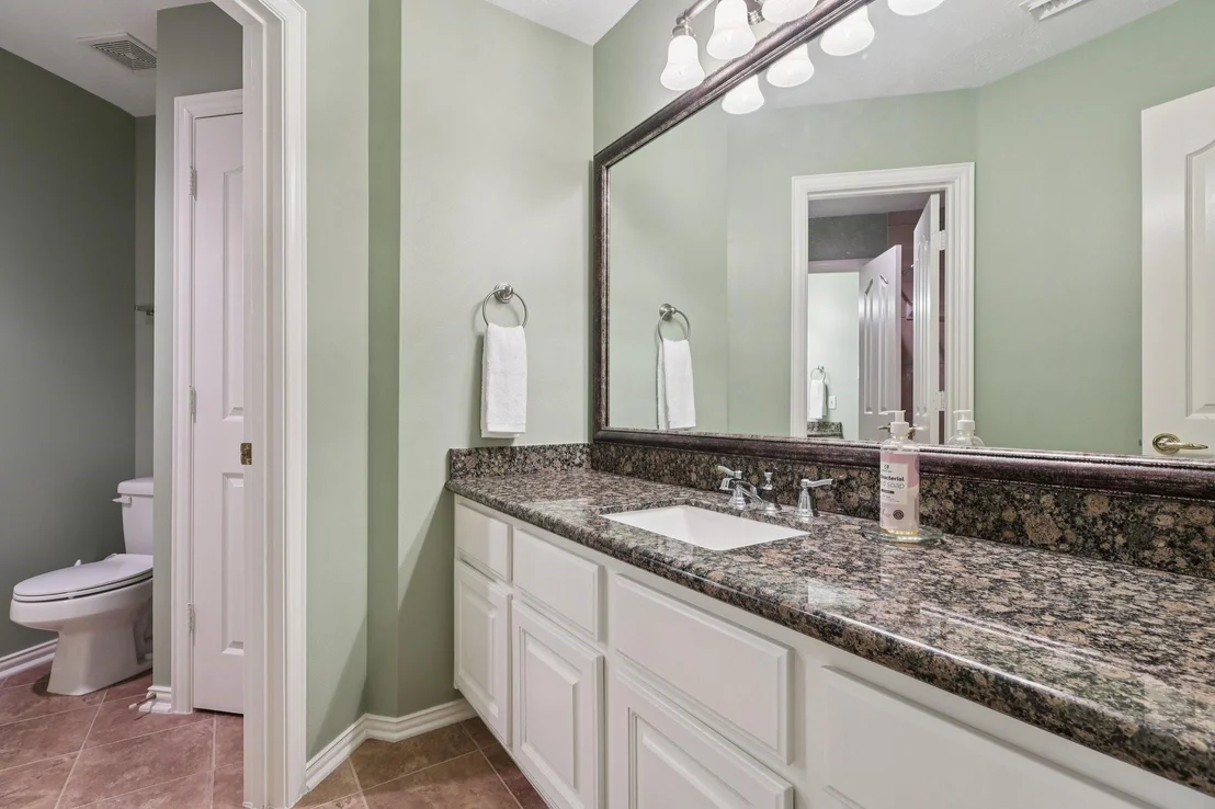 Photo of 182 N Hazelcrest Circle