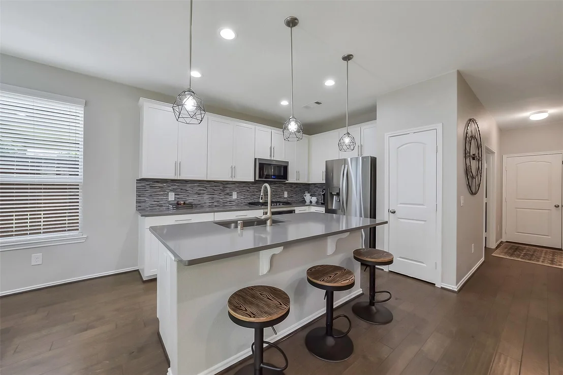 Photo of 1910 Barrel Oak Drive