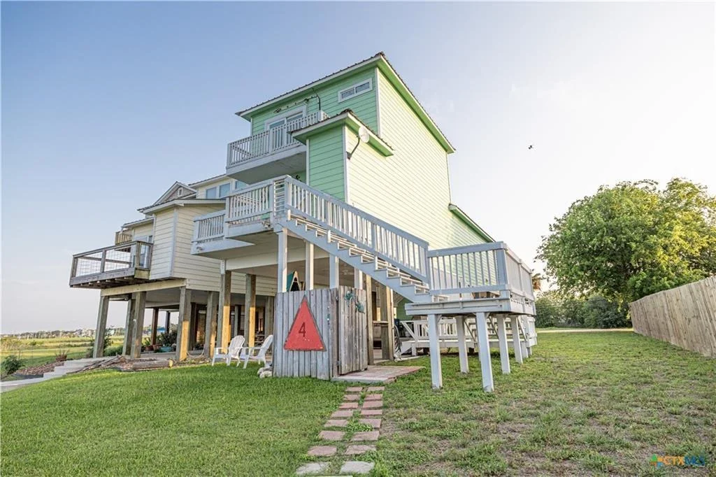 Photo of 106 Clement Cove