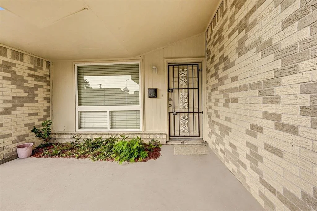 Photo of 4322 Smooth Oak Lane
