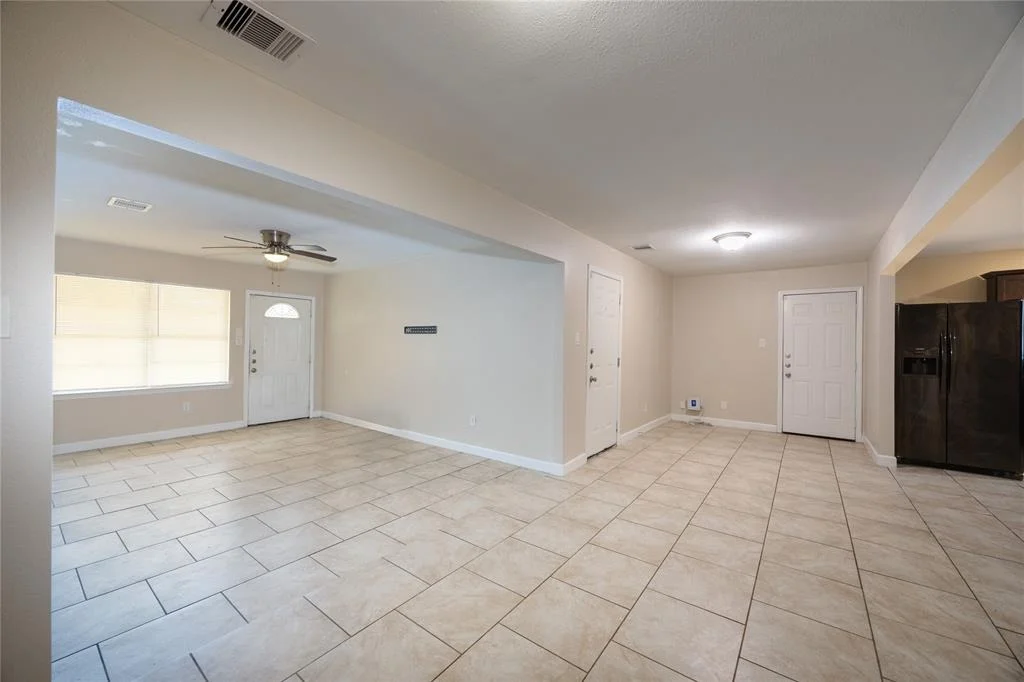 Photo of 6319 Winfield Road