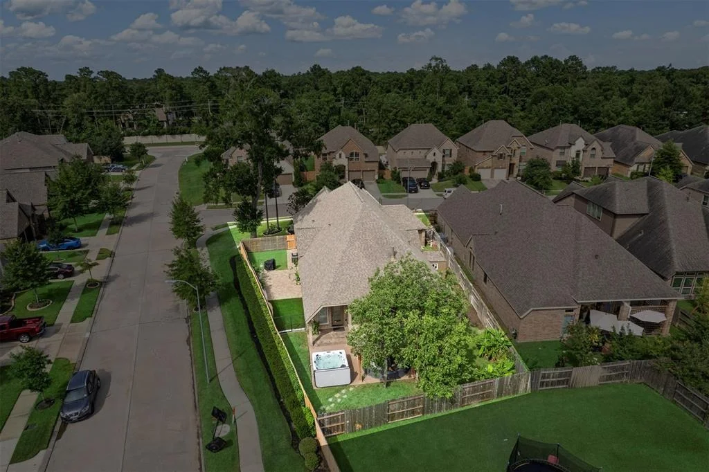 Photo of 27963 Emory Cove Drive