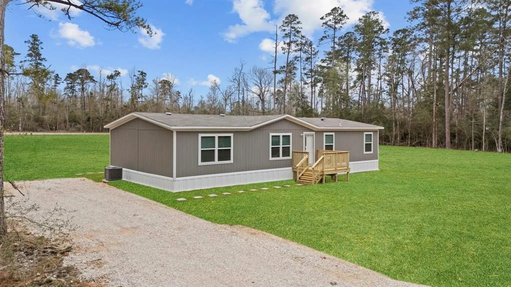 Photo of 225 Rustic Way