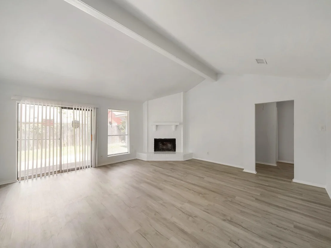 Photo of 8743 Yvonne Drive
