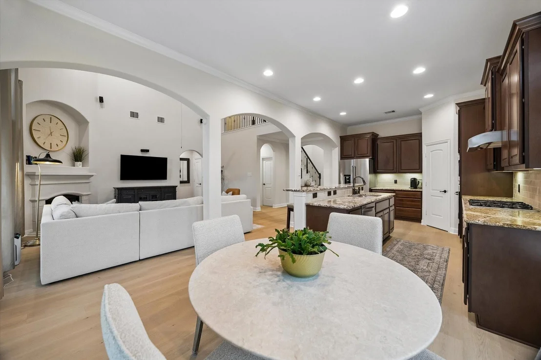 Photo of 18 Blue Bungalow Drive