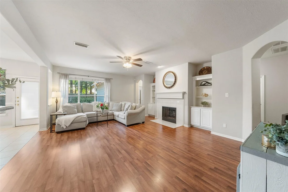 Photo of 18 Hidden Meadow Drive
