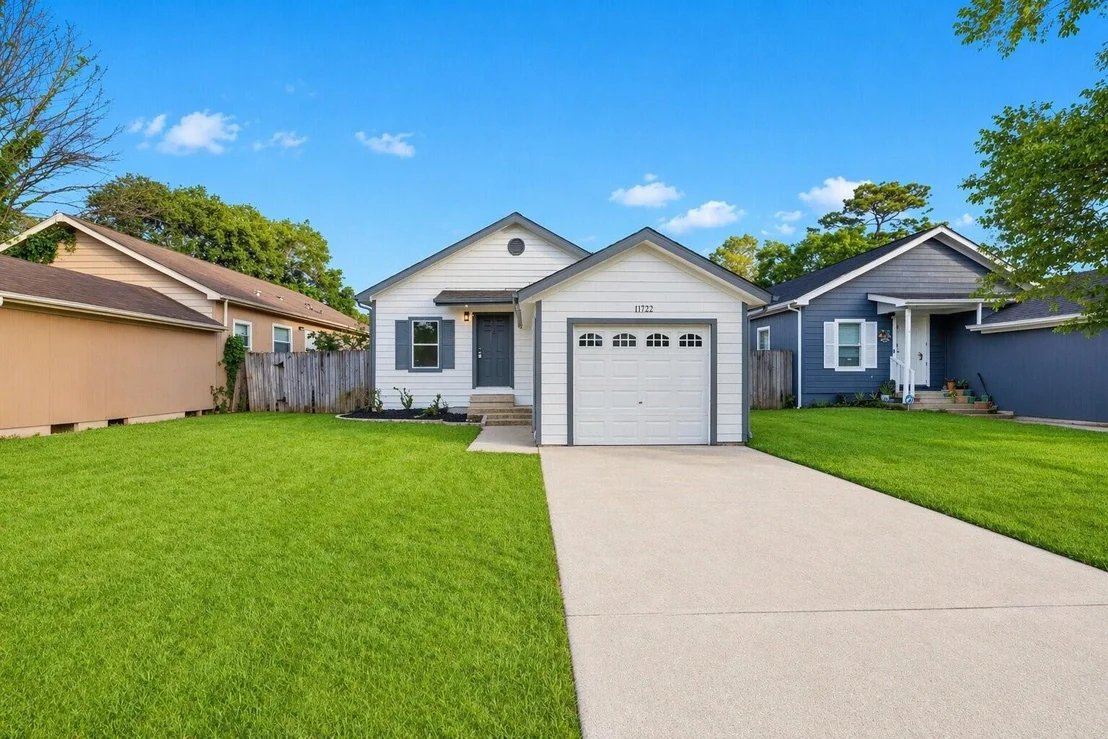 Photo of 11722 Greenglen Drive