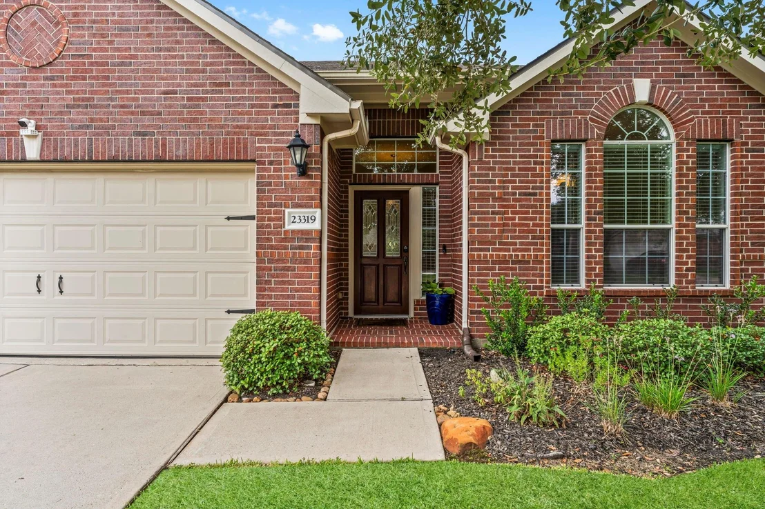 Photo of 23319 W Pine Ivy Lane