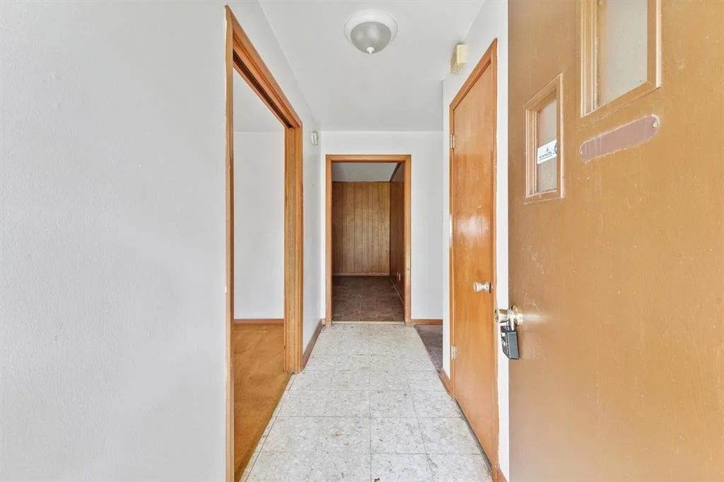 Photo of 12114 Advance Drive